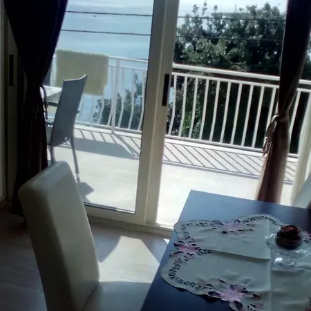 Becir Apartment *