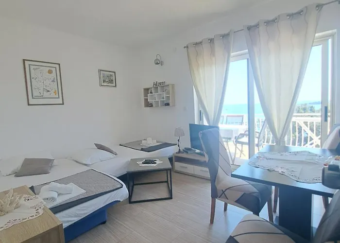 Appartement Becir Molunat
